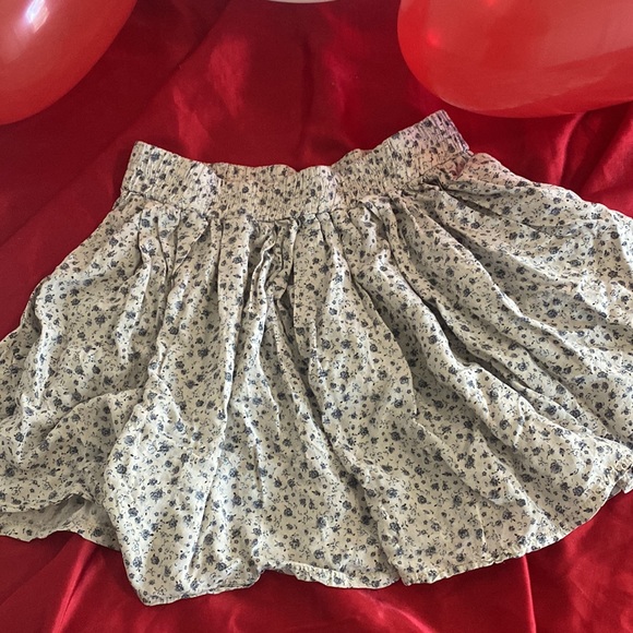 Floral Brandy Melville Skirt - Picture 6 of 8